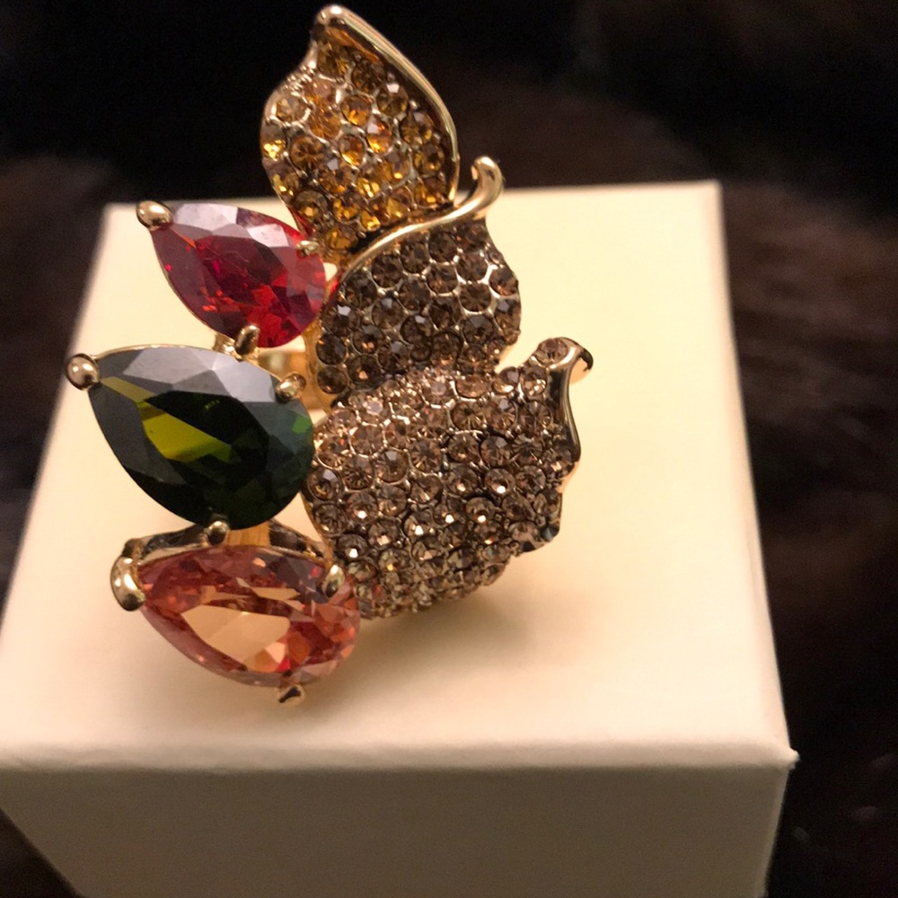 Ladies statement ring - Picture 2 of 7